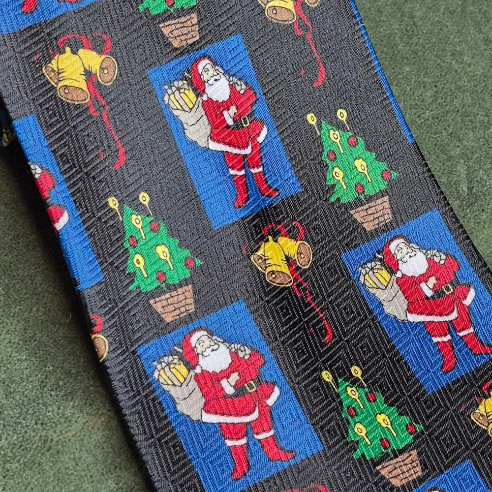 The Christmas Collection Santa Neck‎ Tie Novelty Holiday Christmas Tree Bells